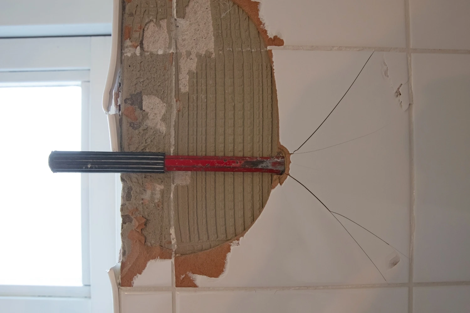 Banyo Seramik Kırımı